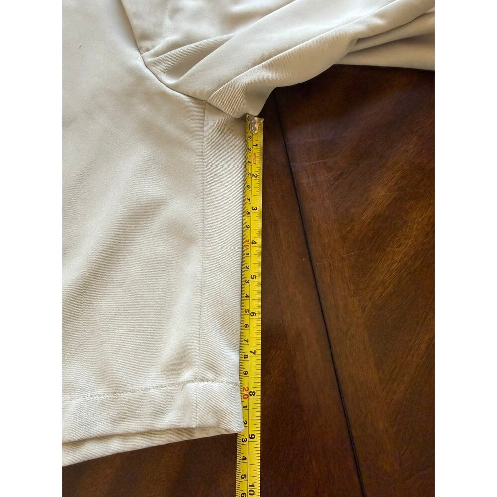 IZOD Mens PerformX Golf Shorts 34 Beige Khaki Performance Cargo Athletic - Picture 4 of 11